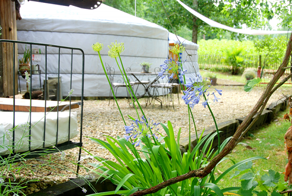 41---yourtes-de-gasgonne-habillage-site-web.png