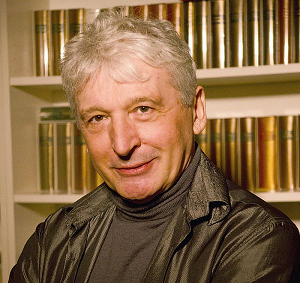 Rogerv2-image-ptt.jpg